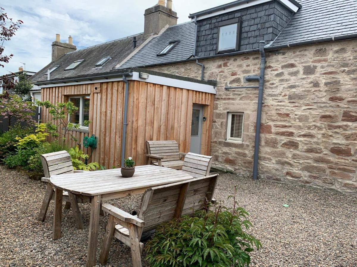 Rileys Cottage Nairn Exterior foto